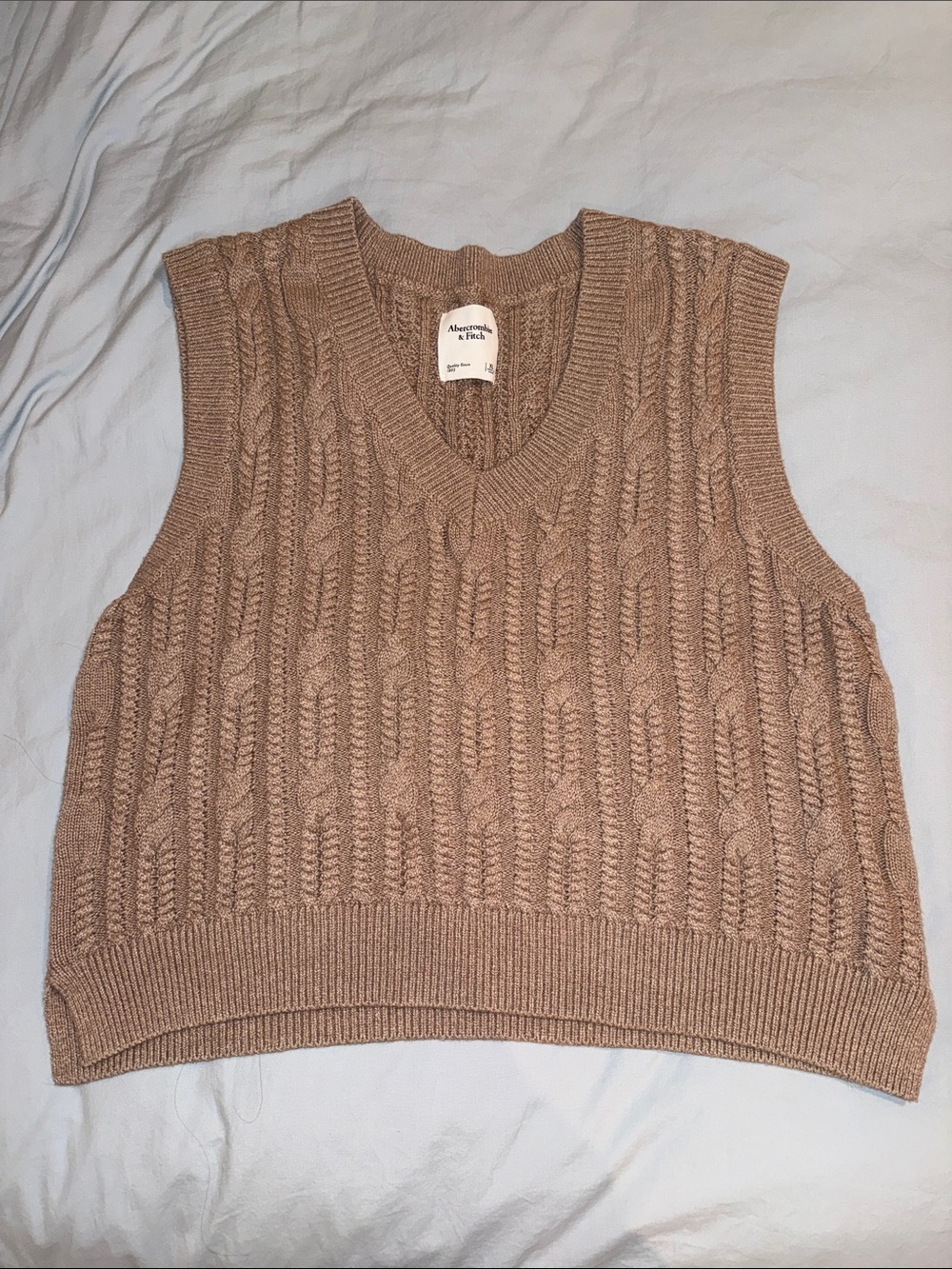 Abercrombie & Fitch Taupe Cable Knit V-Neck Sweater Vest
